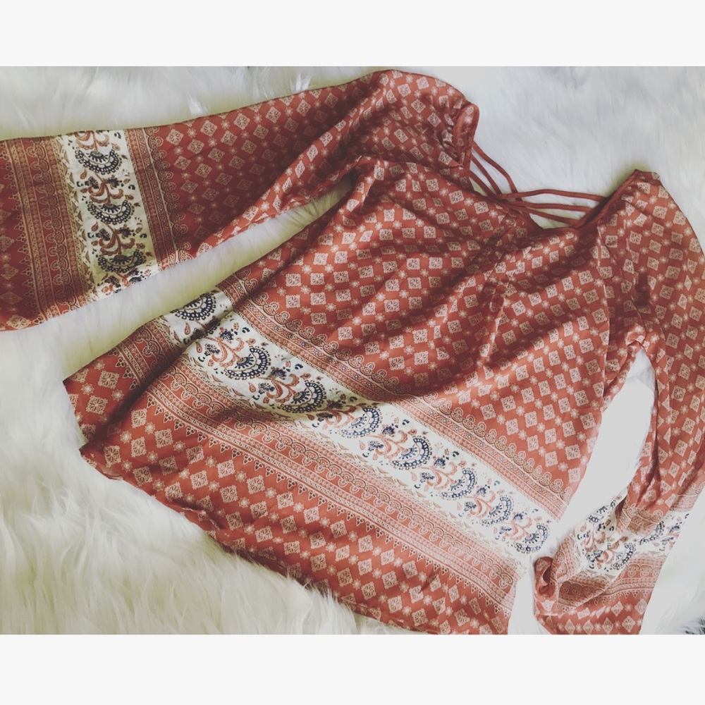 Boho Printed Bell Sleeve Top 💋PROMO SALE